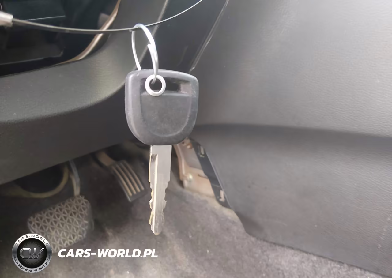 2011 Mazda Mazda3 I Sport VIN:JM1BL1UF8B1442347 - 11