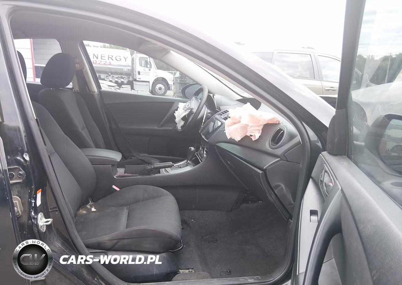 2011 Mazda Mazda3 I Sport VIN:JM1BL1UF8B1442347 - 5
