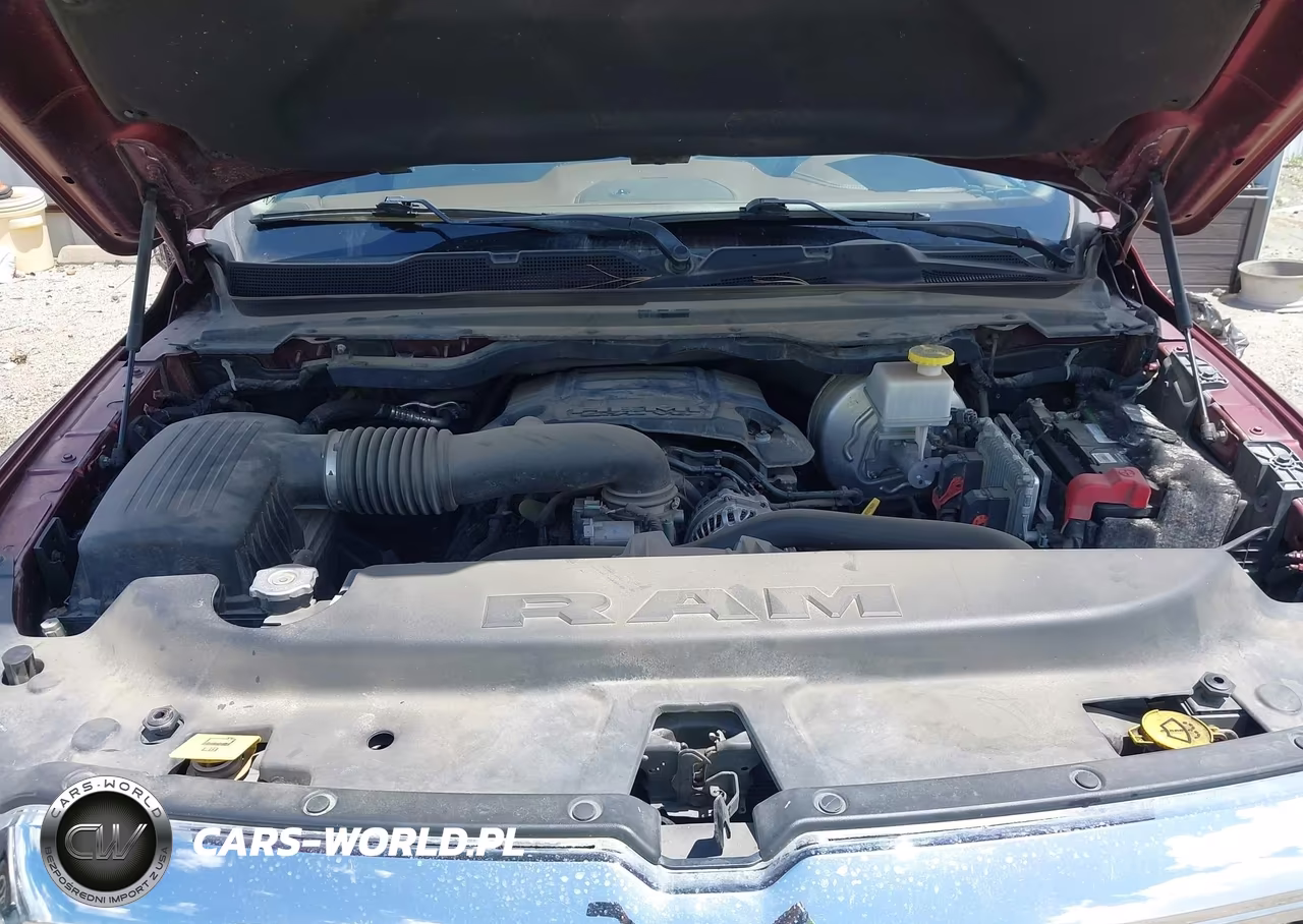 2019 Ram 1500 Laramie 4X4 5'7 Box VIN:1C6SRFJT0KN597092 - 10