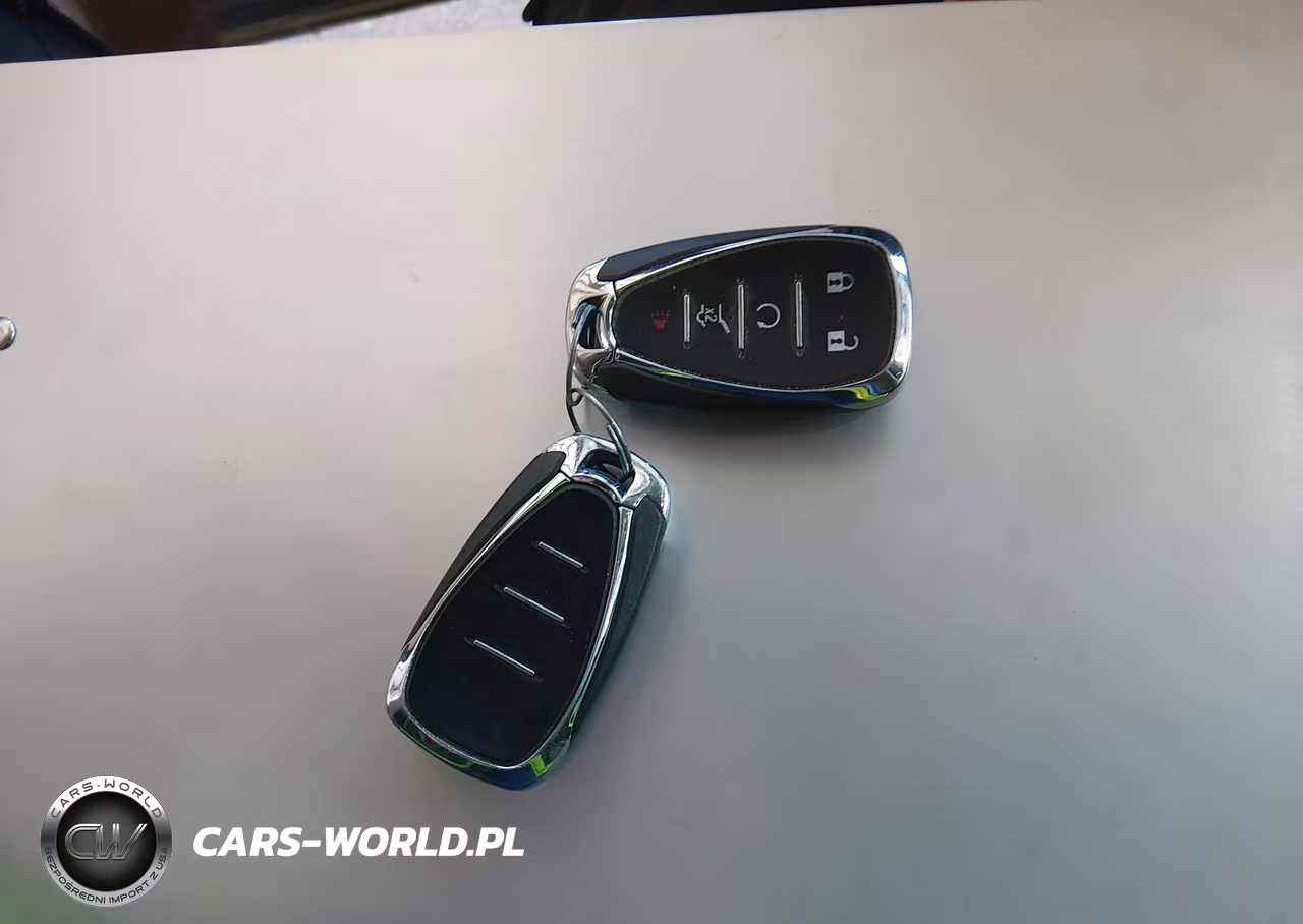 2019 Chevrolet Traverse Premier VIN:1GNERKKW7KJ137238 - 11