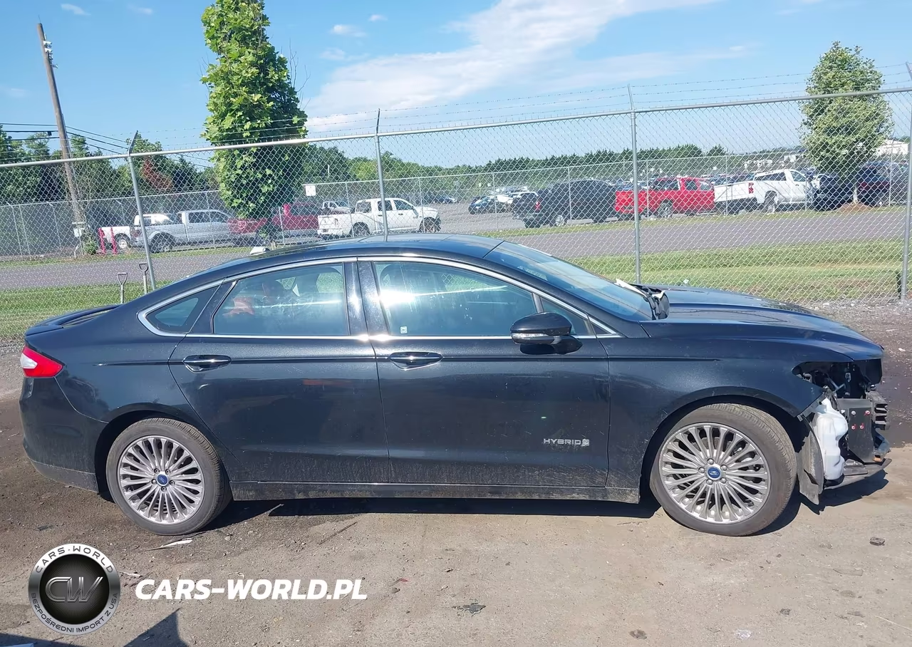 2014 Ford Fusion Hybrid Titanium VIN:3FA6P0RU5ER363709 - 13