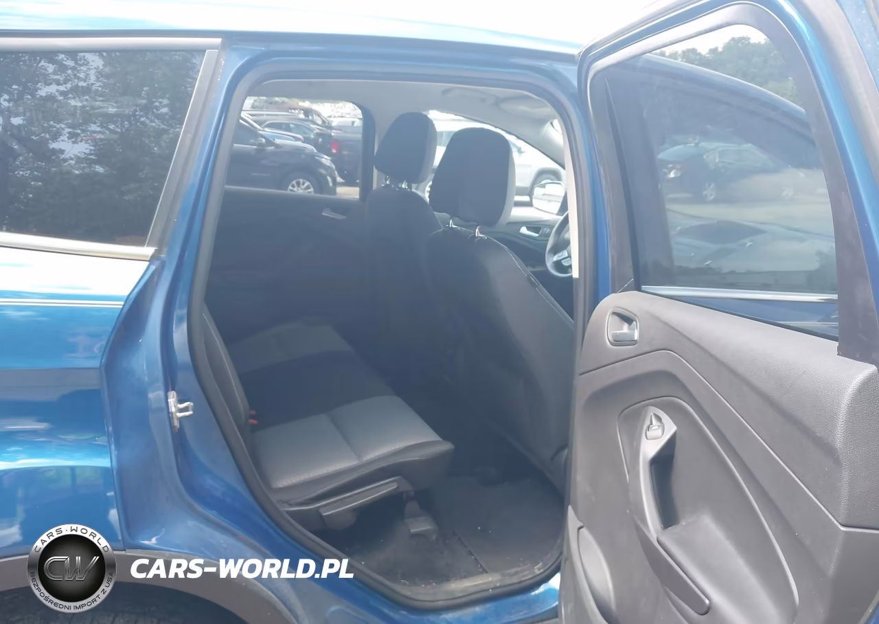 2017 Ford Escape Se VIN:1FMCU9GD3HUB84395 - 8