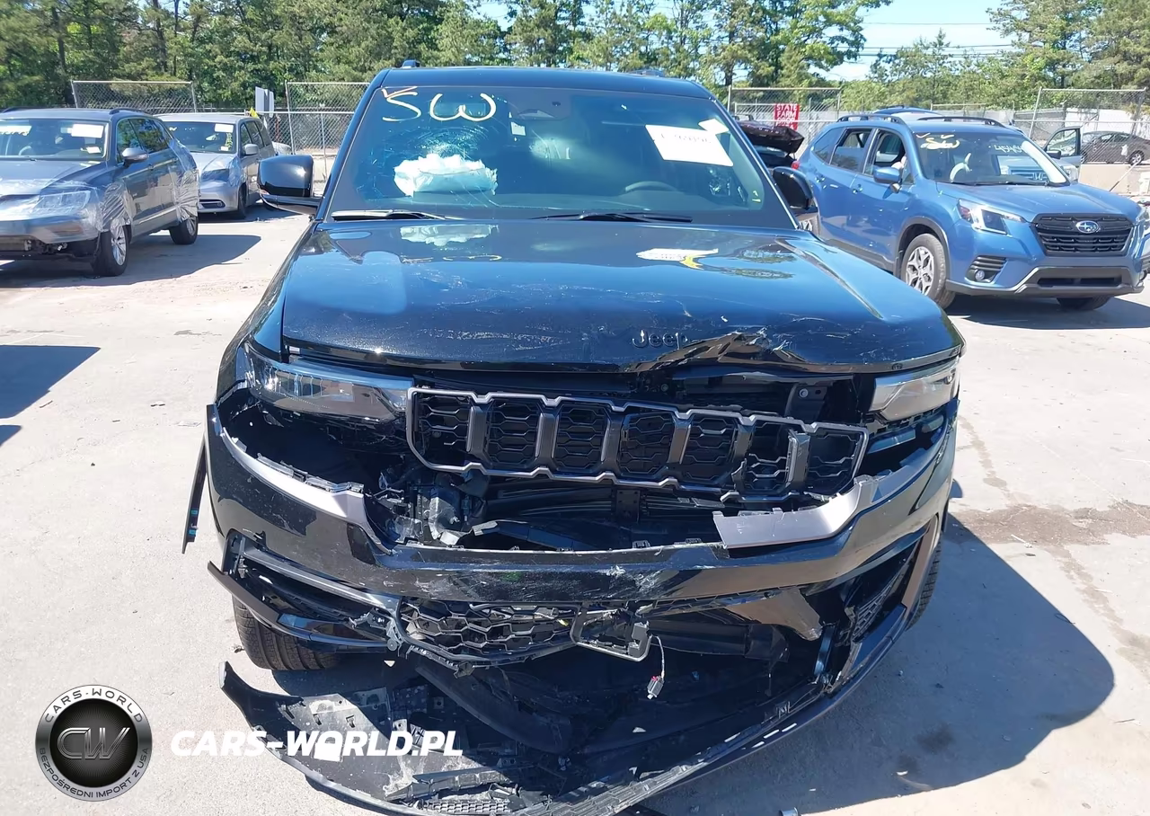 2026 Jeep Grand Cherokee Limited 4X4 VIN:1C4RJHBR0TC210888 - 12