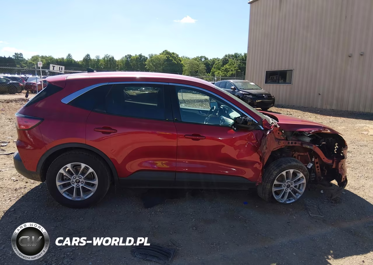 2020 Ford Escape Se VIN:1FMCU0G6XLUB98204 - 14