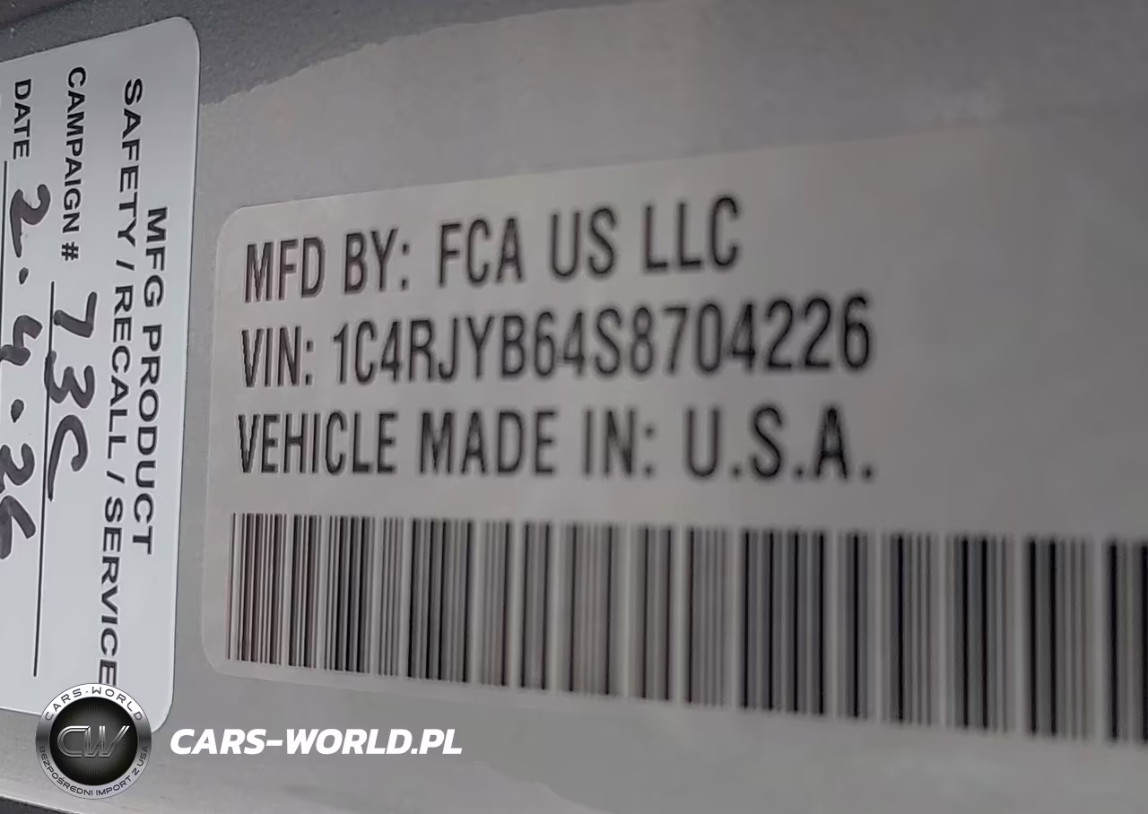 2025 Jeep Grand Cherokee 4Xe VIN:1C4RJYB64S8704226 - 9