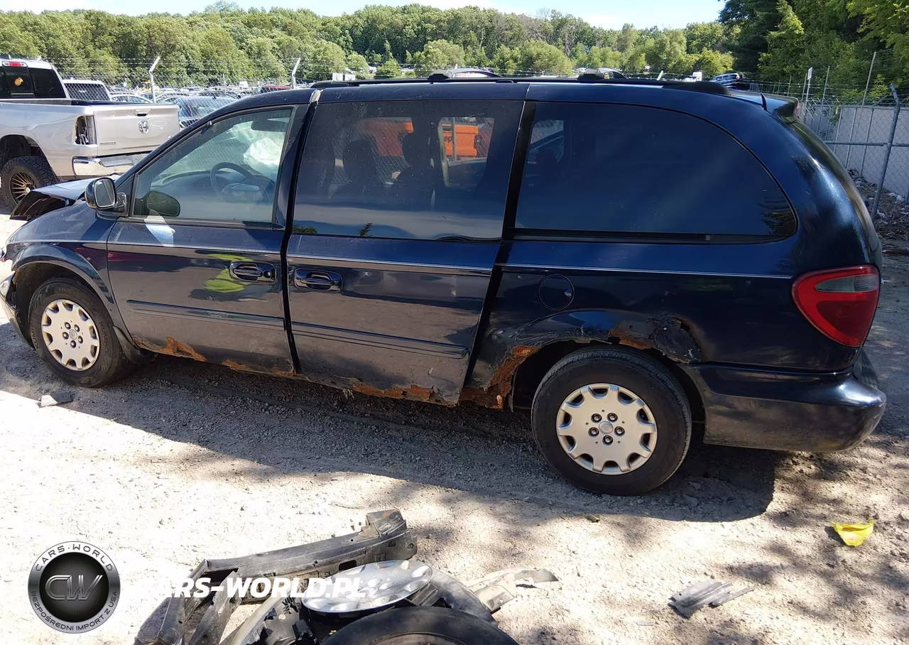 2004 Chrysler Town & Country Lx VIN:2C4GP44R24R561001 - 15