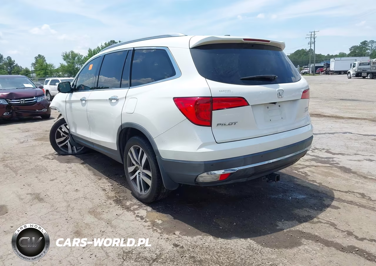2018 Honda Pilot Elite VIN:5FNYF6H02JB069493 - 3