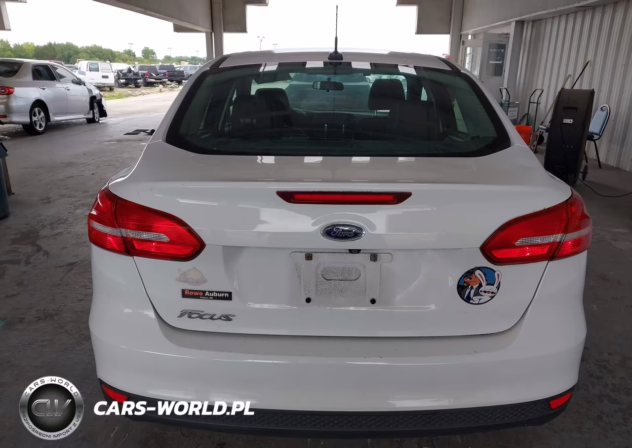 2017 Ford Focus S VIN:1FADP3E29HL281112 - 16
