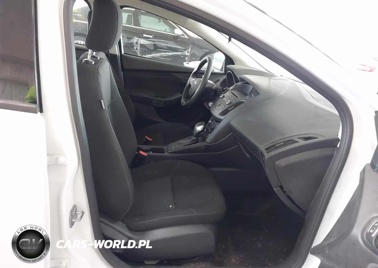 2017 Ford Focus S VIN:1FADP3E29HL281112 - 5