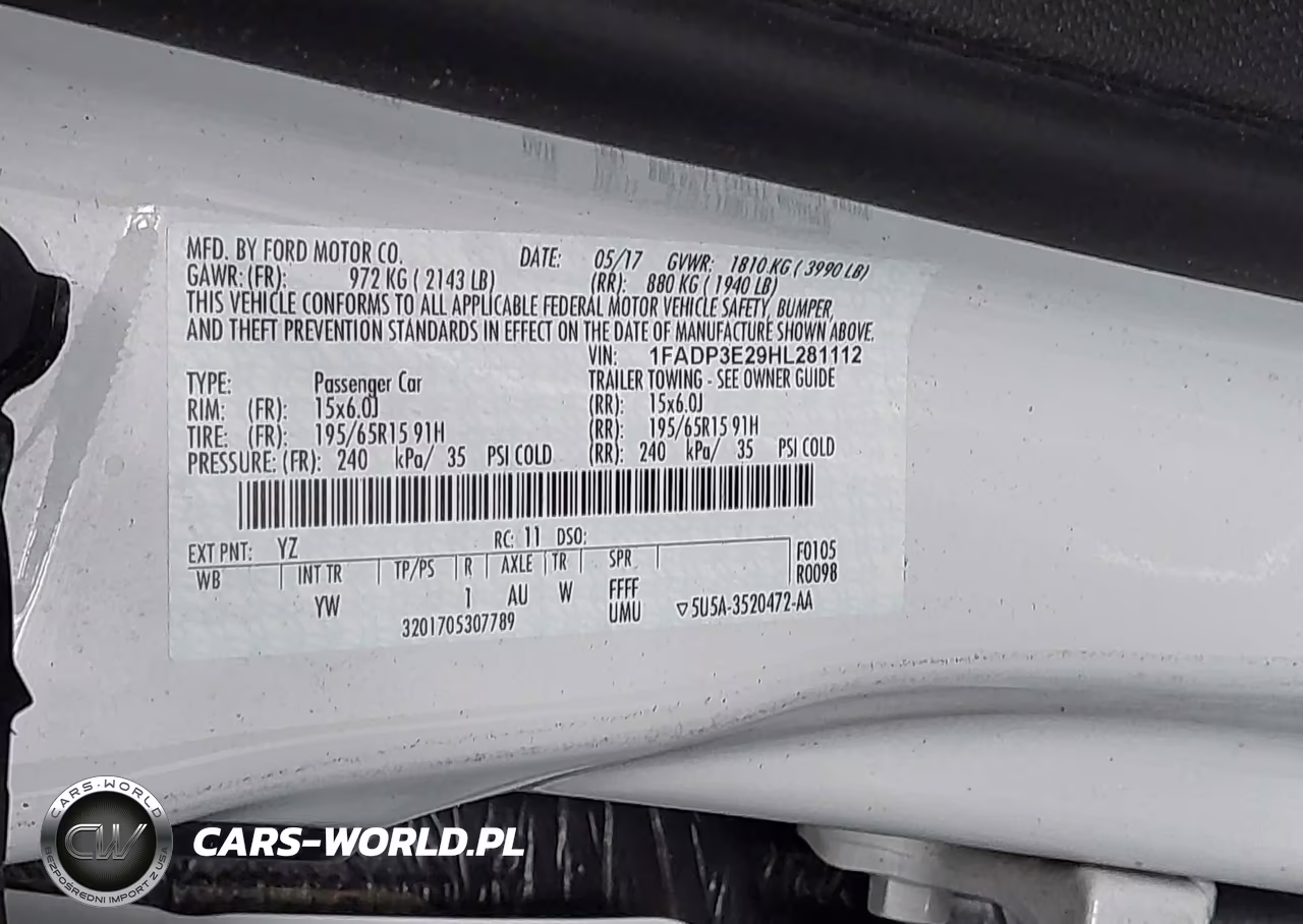 2017 Ford Focus S VIN:1FADP3E29HL281112 - 9