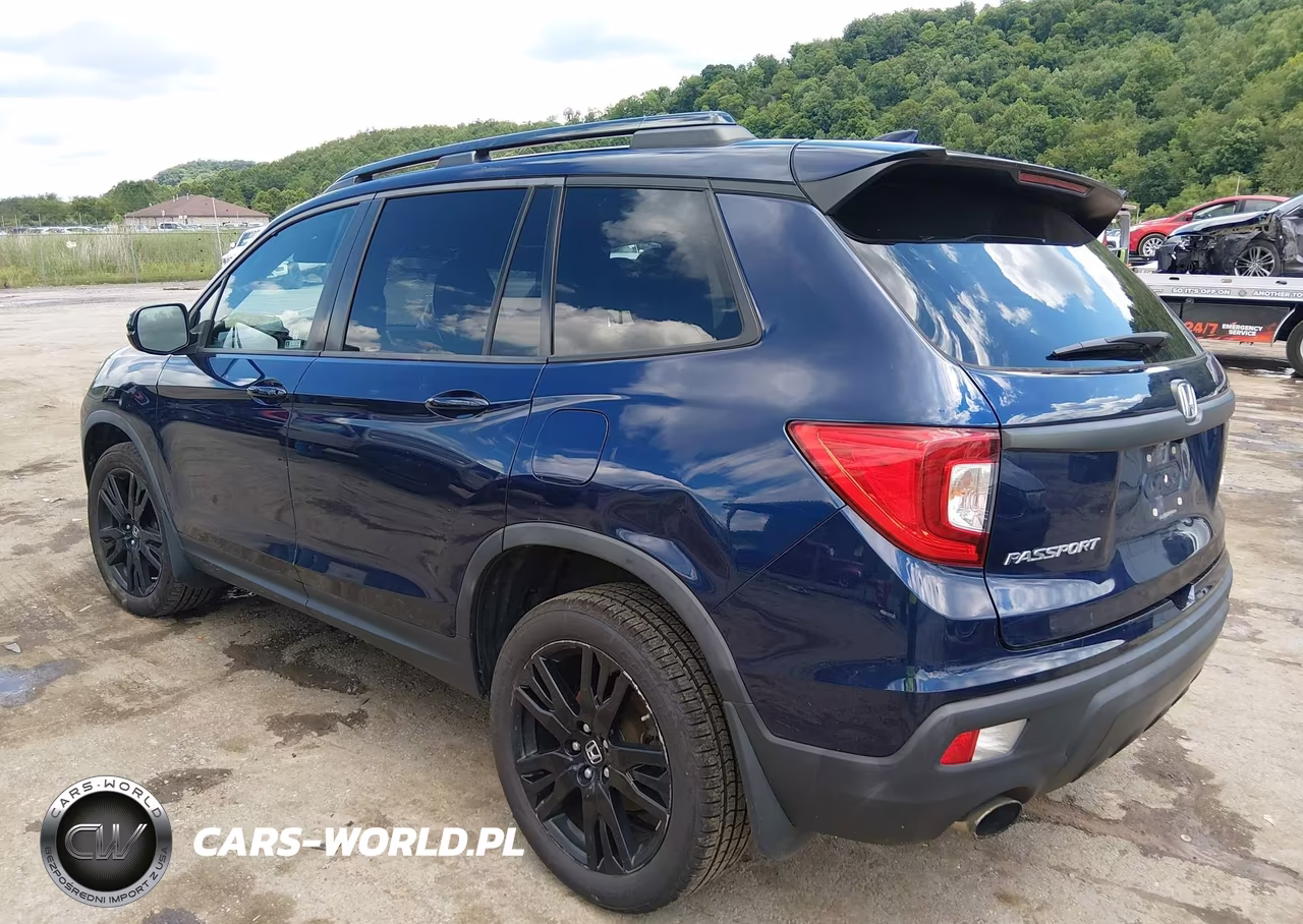 2019 Honda Passport Sport VIN:5FNYF8H20KB007248 - 3