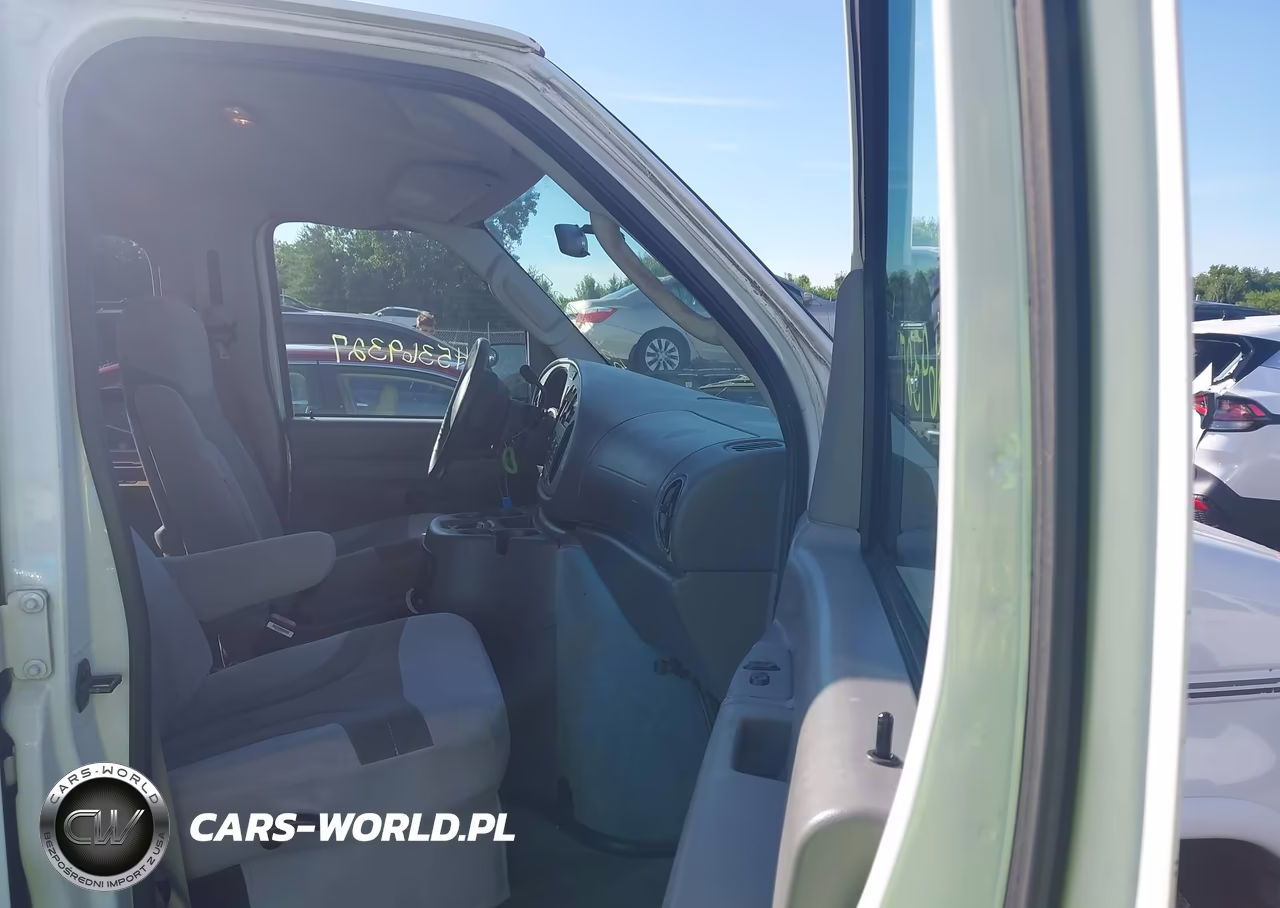2004 Ford E-150 Recreational VIN:1FDRE14W34HB42956 - 5