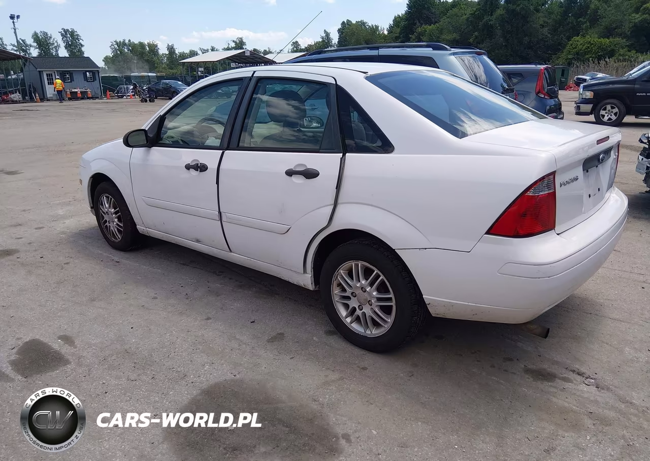 2006 Ford Focus Zx4 VIN:1FAFP34N36W216451 - 3