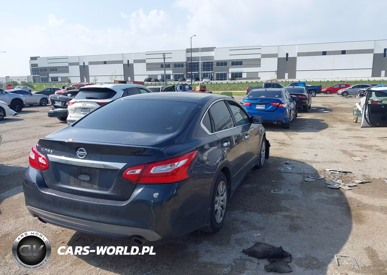 2016 Nissan Altima 2.5 S VIN:1N4AL3AP9GC113386 - 4