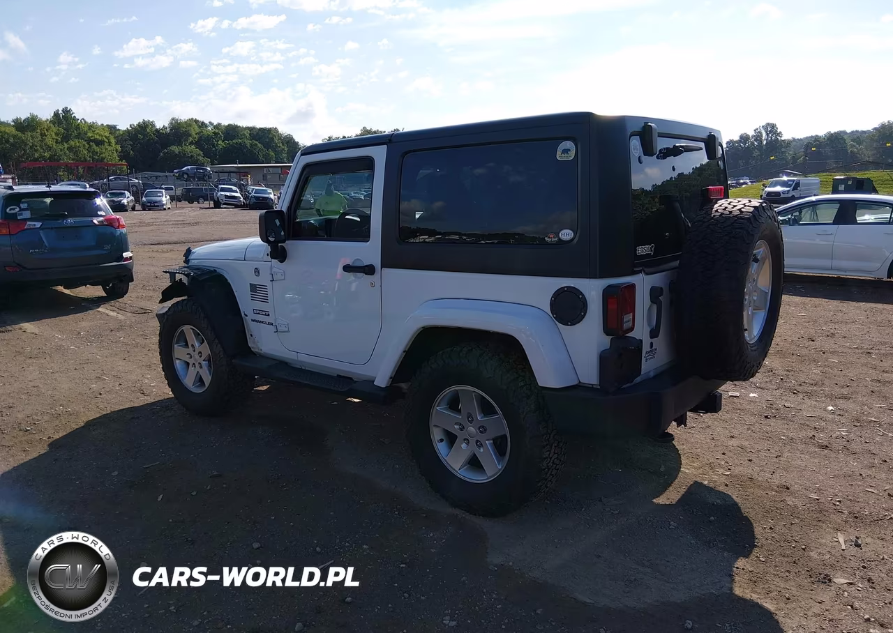 2013 Jeep Wrangler Sport VIN:1C4AJWAG8DL587567 - 3