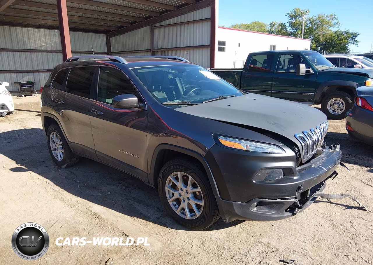 2018 Jeep Cherokee Latitude Plus 4X4 – zdjęcie 1 z 16