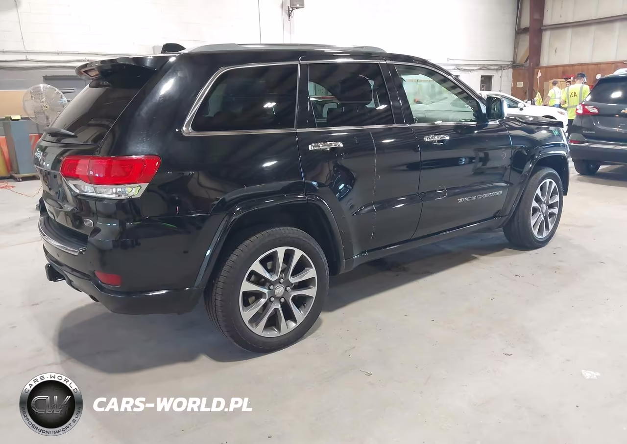 2018 Jeep Grand Cherokee Overland 4X4 VIN:1C4RJFCG9JC190106 - 4