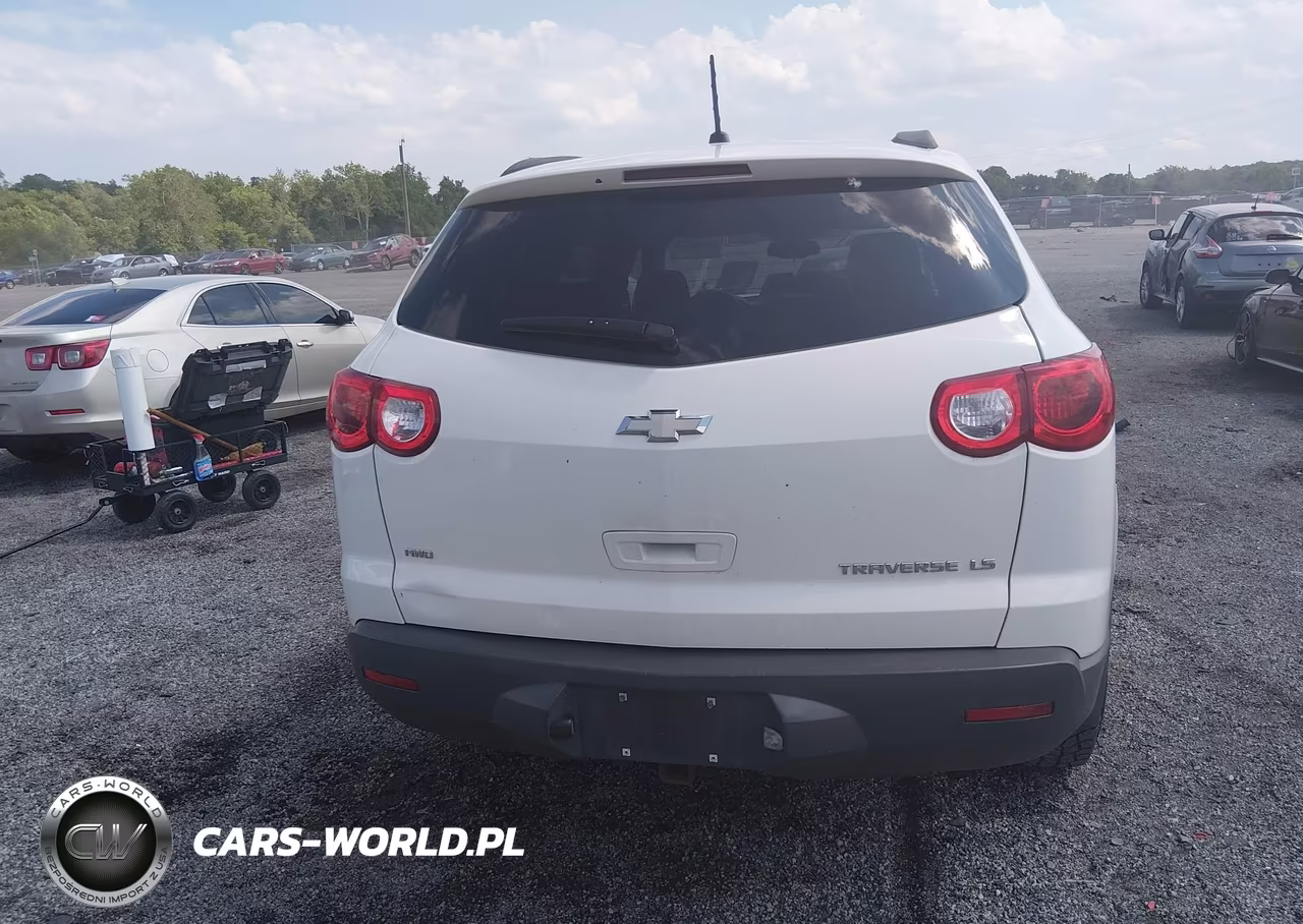 2012 Chevrolet Traverse Ls VIN:1GNKVFED9CJ203158 - 16