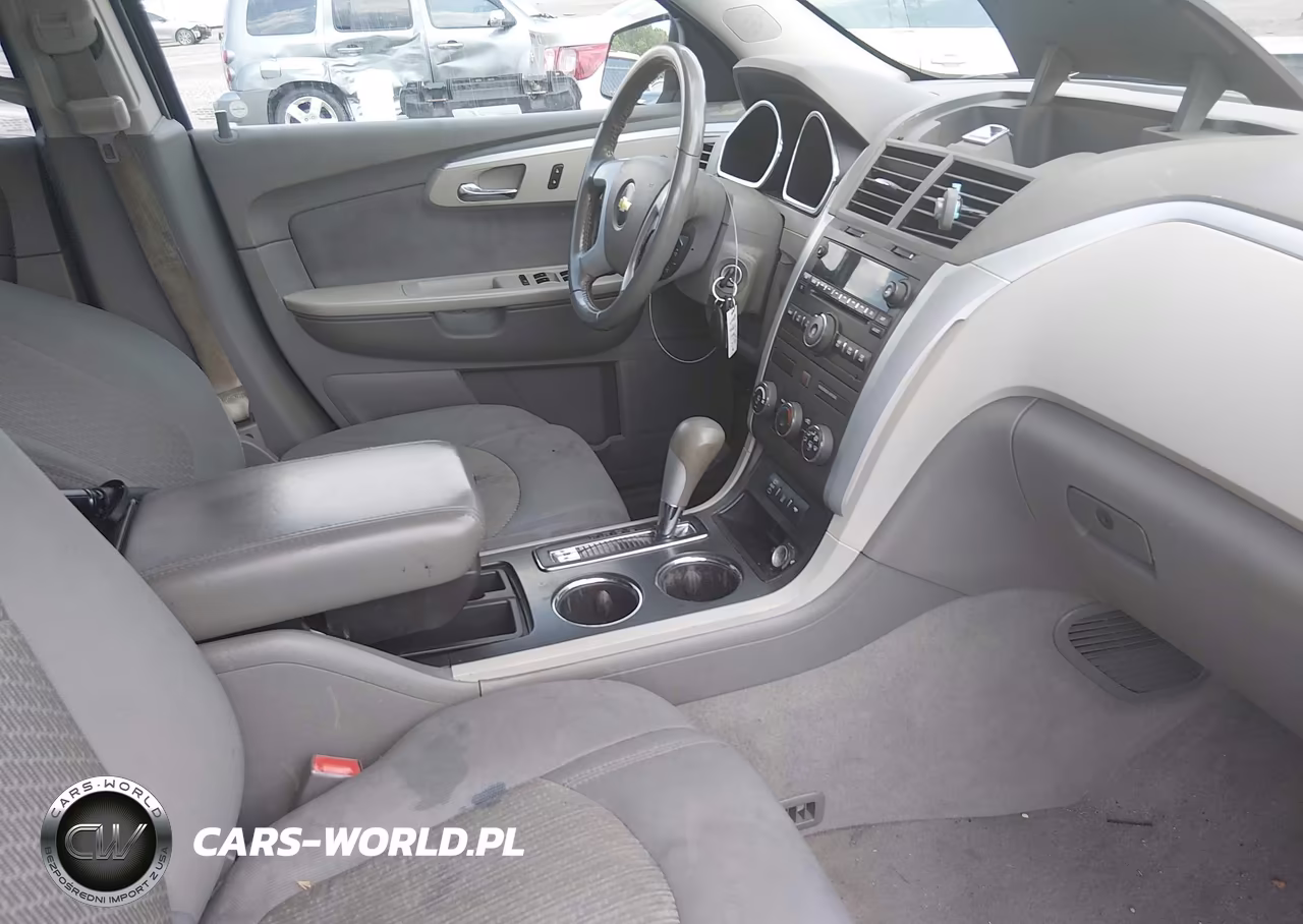 2012 Chevrolet Traverse Ls VIN:1GNKVFED9CJ203158 - 5