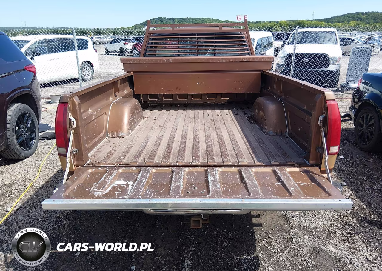 1989 GMC Sierra C1500 VIN:1GTDC14K2KZ550227 - 16