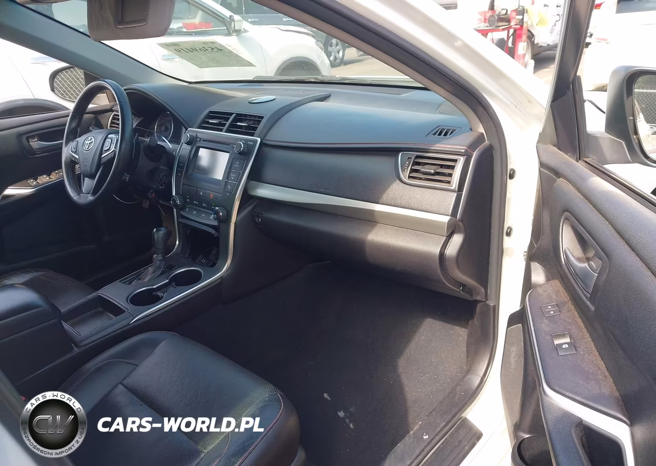 2015 Toyota Camry Se VIN:4T1BF1FK9FU085522 - 5