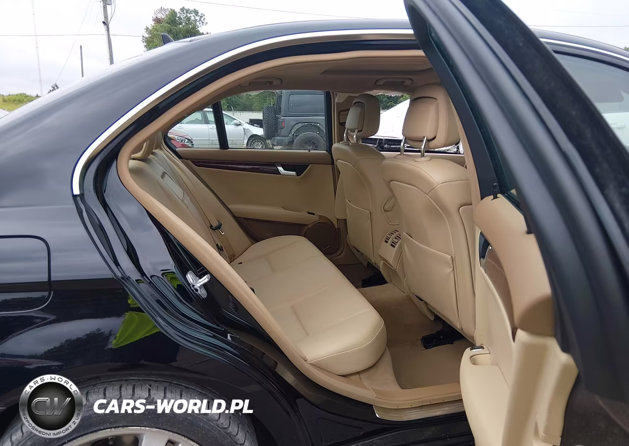 2008 Mercedes-Benz C 300 Luxury-Sport VIN:WDDGF54X48F085182 - 8