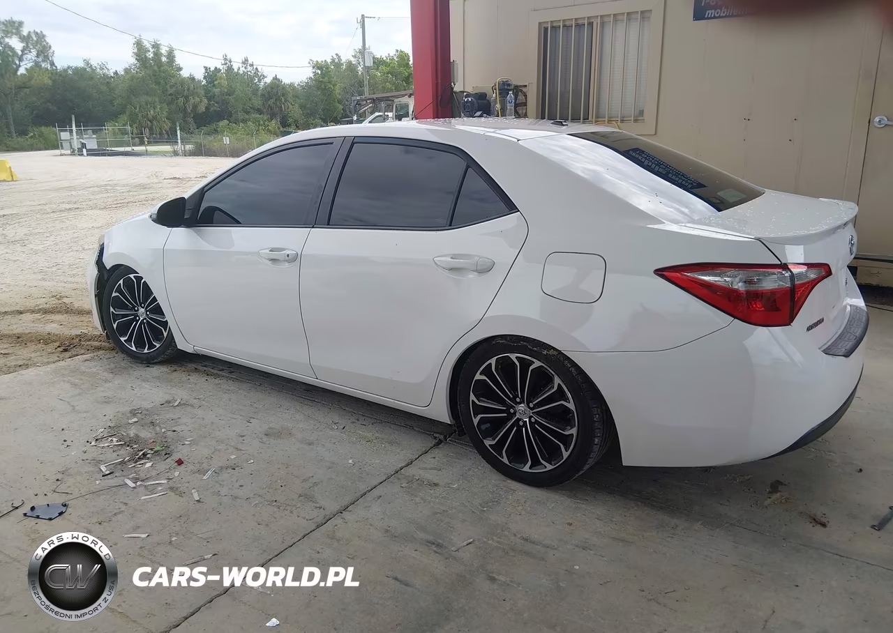 2014 Toyota Corolla S Plus VIN:5YFBURHE4EP119944 - 14