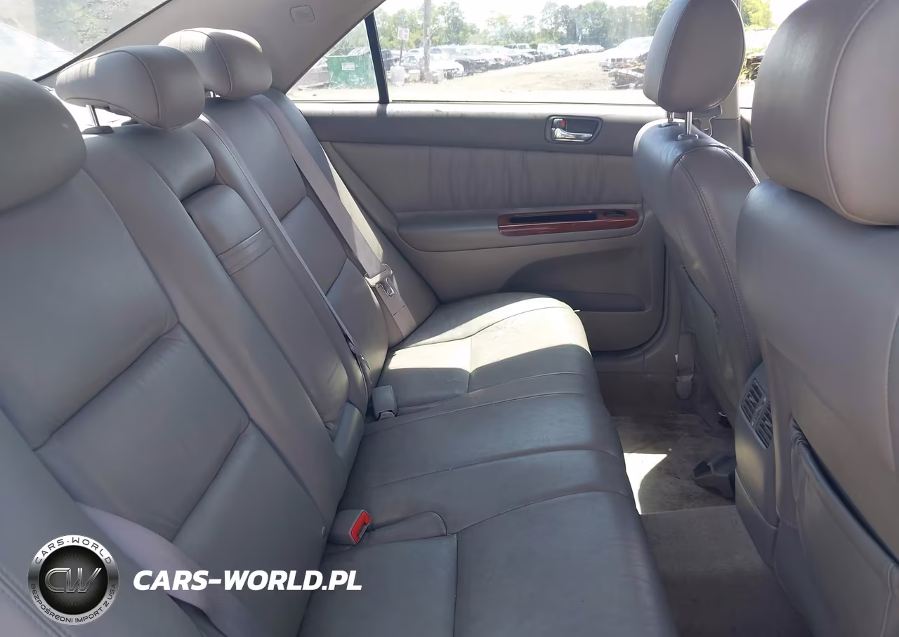 2005 Toyota Camry Xle VIN:4T1BE30K85U389351 - 8