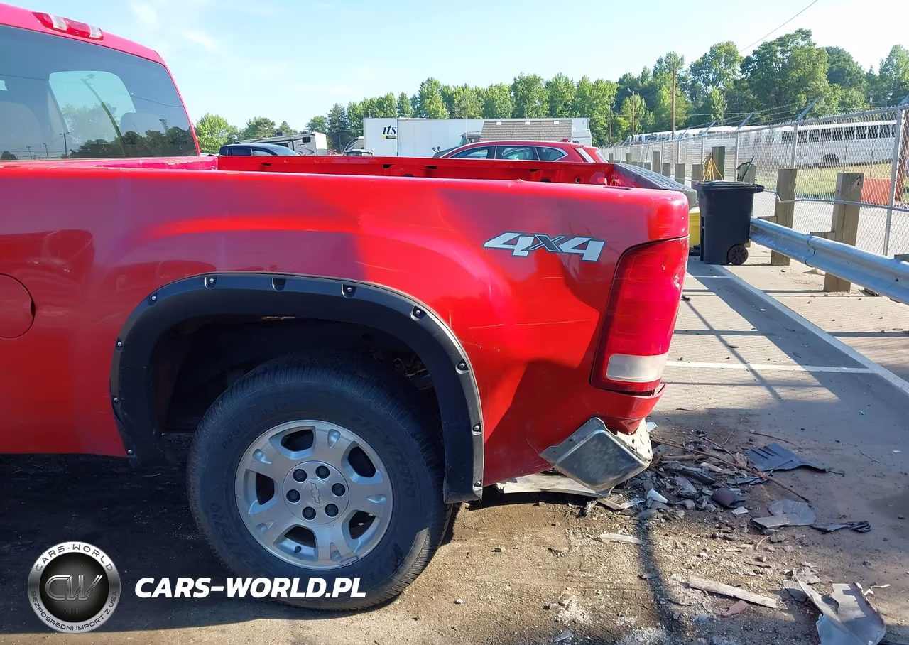 2010 GMC Sierra 1500 Work Truck VIN:1GTSKTE32AZ239456 - 6