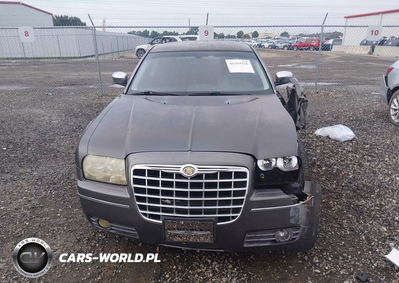 2010 Chrysler 300 Touring-Signature Series-Executive Series VIN:2C3CA5CV0AH167555 - 12