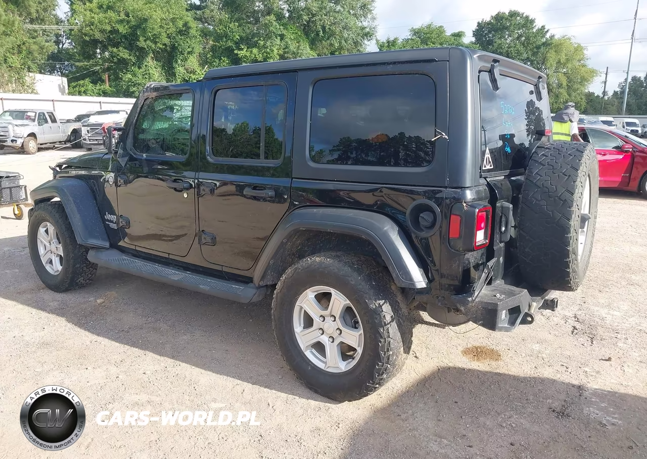 2019 Jeep Wrangler Unlimited Sport S 4X4 VIN:1C4HJXDG3KW551314 - 3