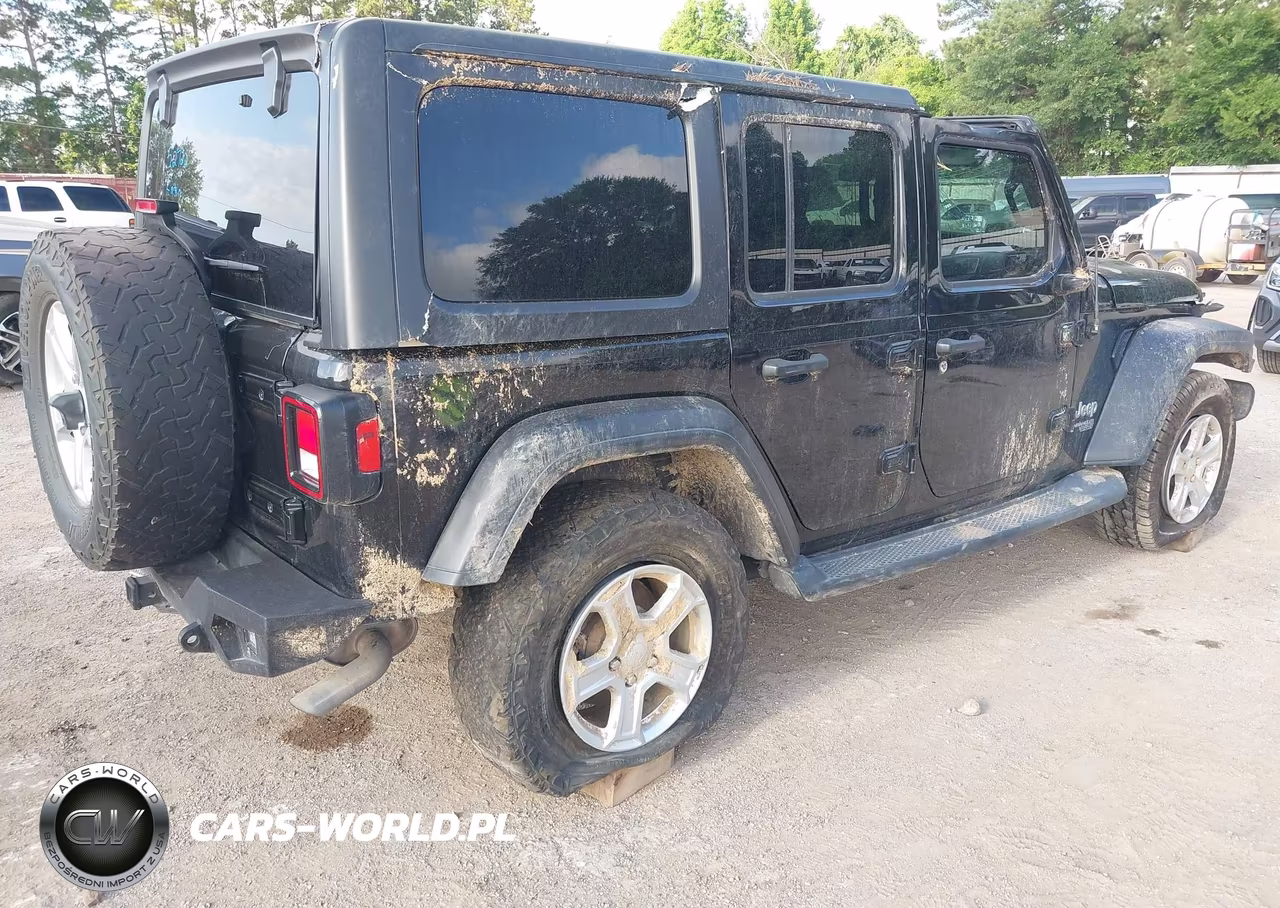 2019 Jeep Wrangler Unlimited Sport S 4X4 VIN:1C4HJXDG3KW551314 - 4