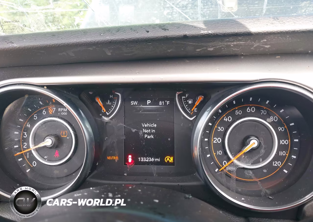2019 Jeep Wrangler Unlimited Sport S 4X4 VIN:1C4HJXDG3KW551314 - 7