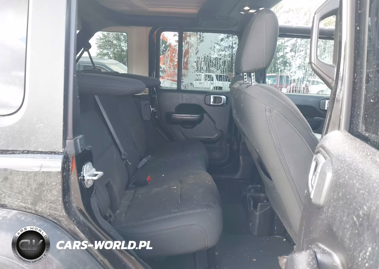 2019 Jeep Wrangler Unlimited Sport S 4X4 VIN:1C4HJXDG3KW551314 - 8