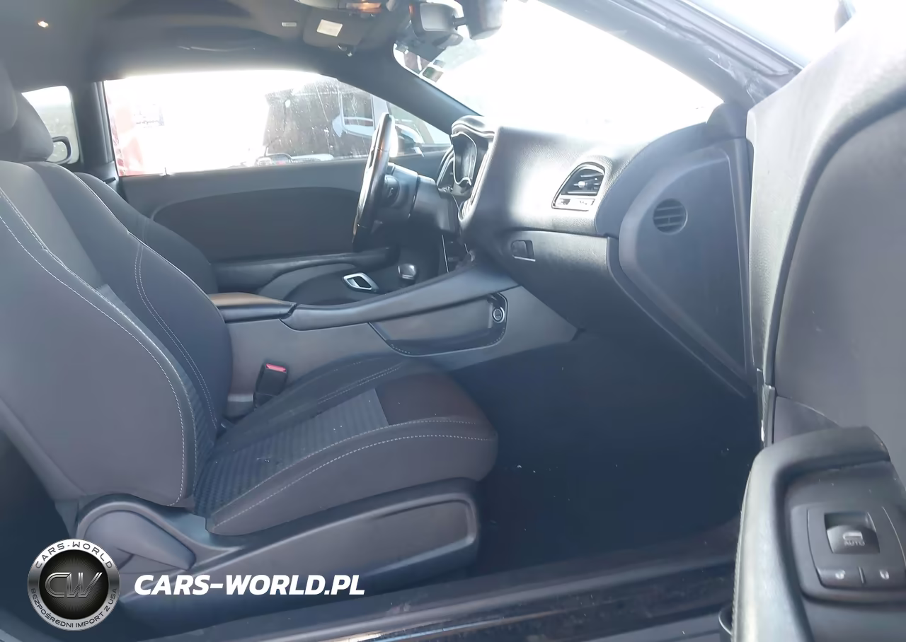 2020 Dodge Challenger Sxt VIN:2C3CDZAG3LH239807 - 5