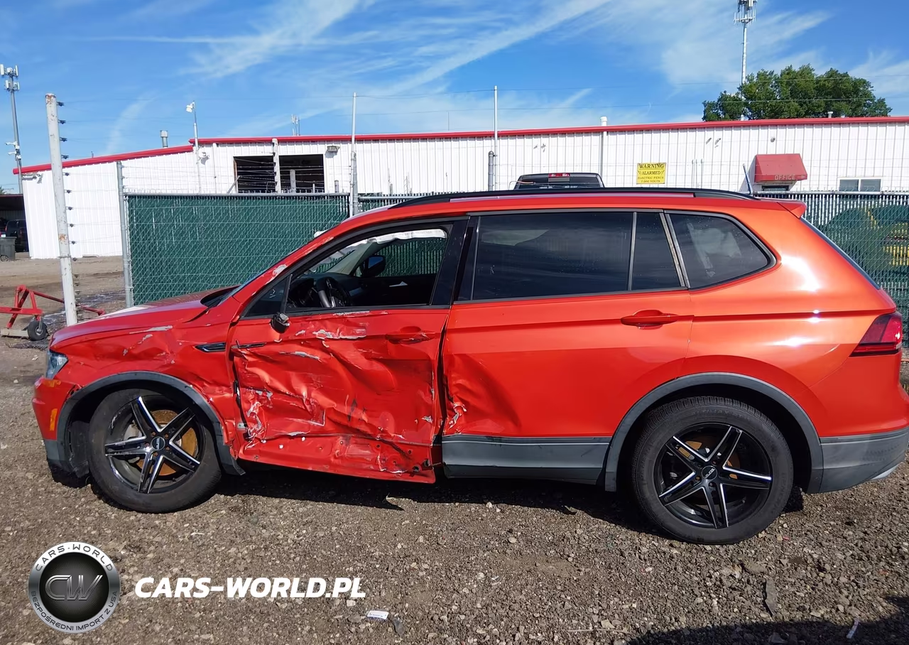 2019 Volkswagen Tiguan 2.0T S VIN:3VV1B7AXXKM099026 - 14