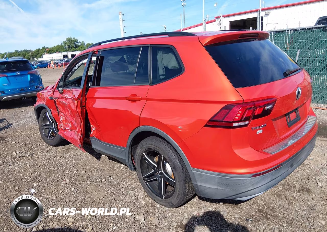 2019 Volkswagen Tiguan 2.0T S VIN:3VV1B7AXXKM099026 - 3