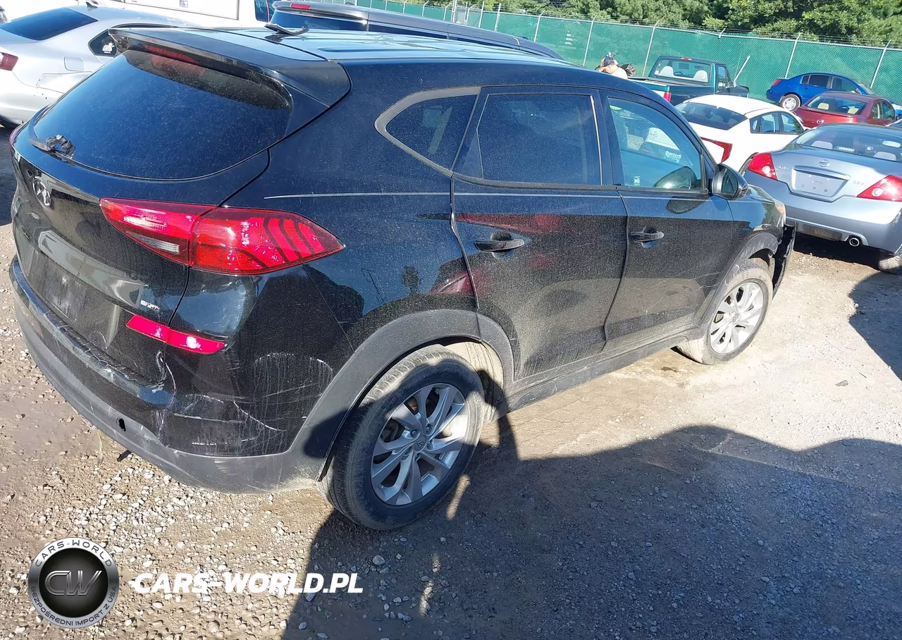 2019 Hyundai Tucson Se VIN:KM8J2CA45KU062387 - 4