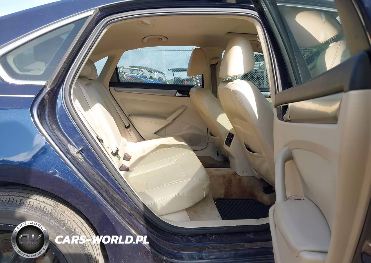 2015 Volkswagen Passat 2.0L Tdi Se VIN:1VWBV7A37FC032511 - 8