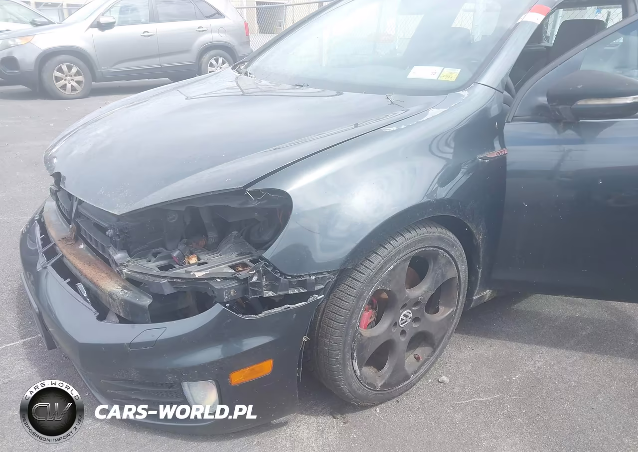 2010 Volkswagen Gti 2-Door VIN:WVWFD7AJXAW236443 - 13