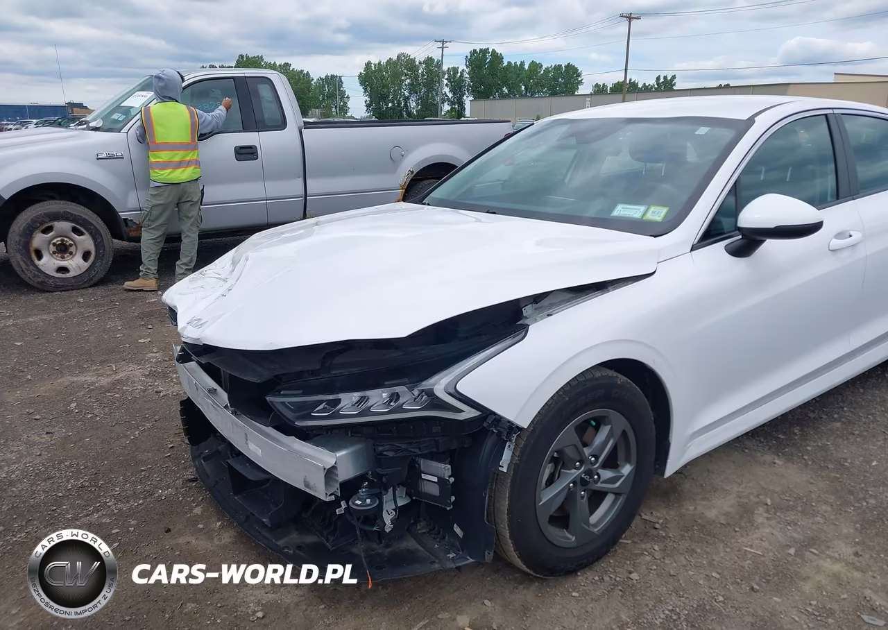 2022 Kia K5 Lx VIN:5XXG24J2XNG115159 - 19