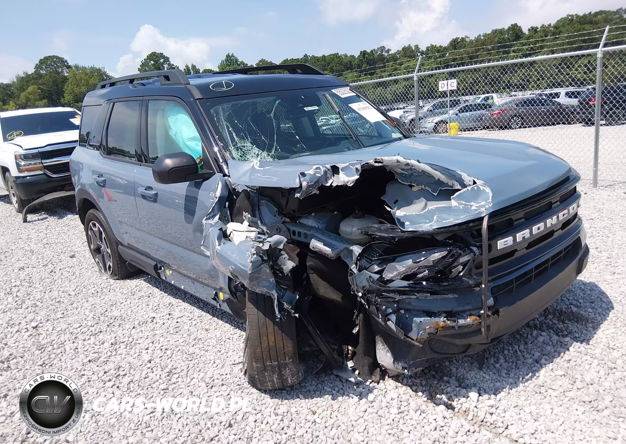 2024 Ford Bronco Sport Outer Banks – zdjęcie 1 z 15
