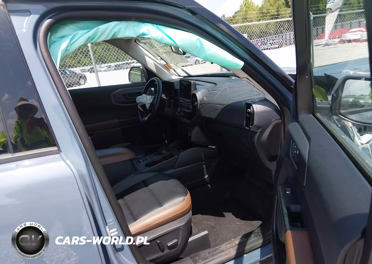 2024 Ford Bronco Sport Outer Banks VIN:3FMCR9C64RRF36384 - 5