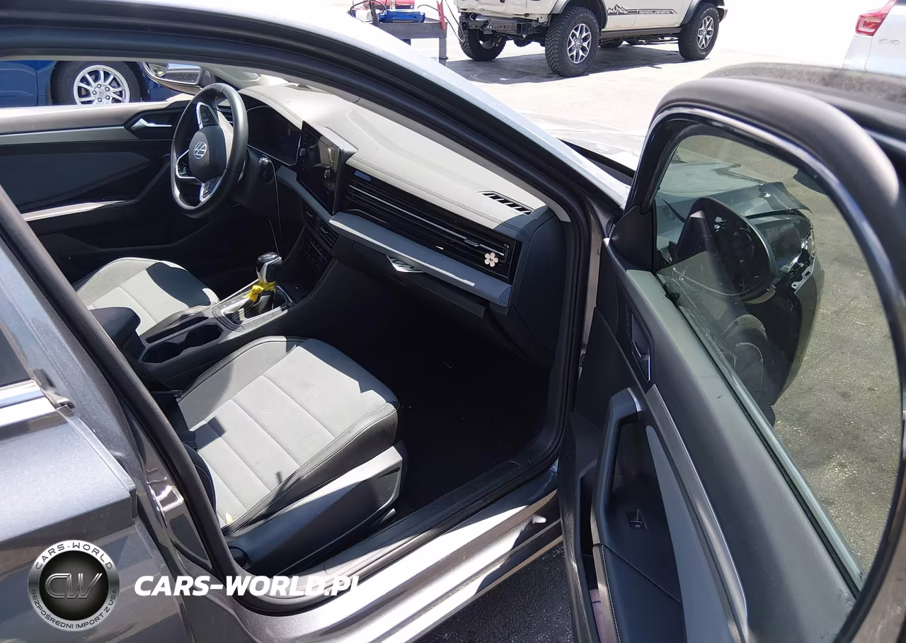 2025 Volkswagen Jetta 1.5T Se VIN:3VW7X7BUXSM074994 - 5