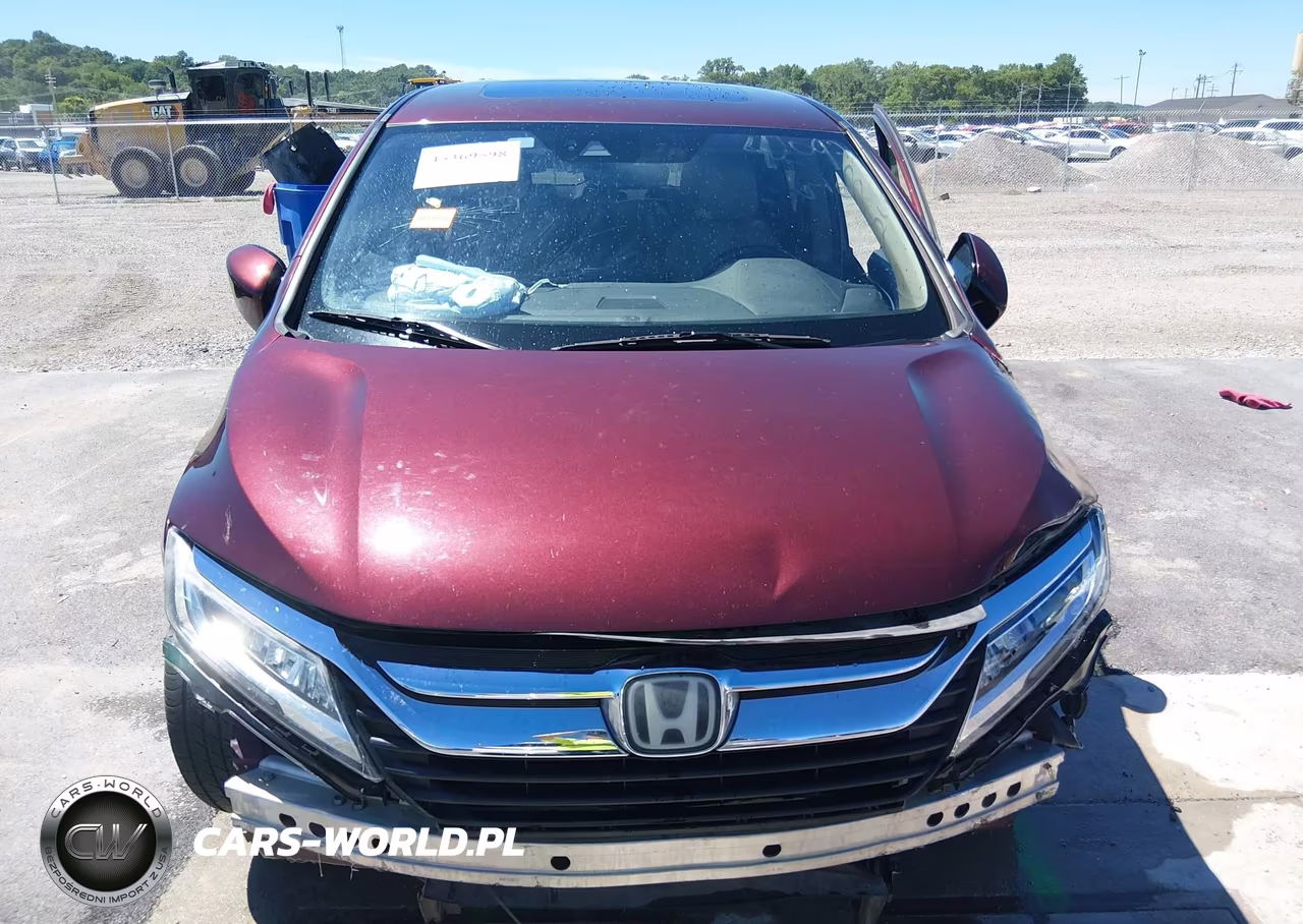 2018 Honda Odyssey Elite VIN:5FNRL6H93JB049703 - 11