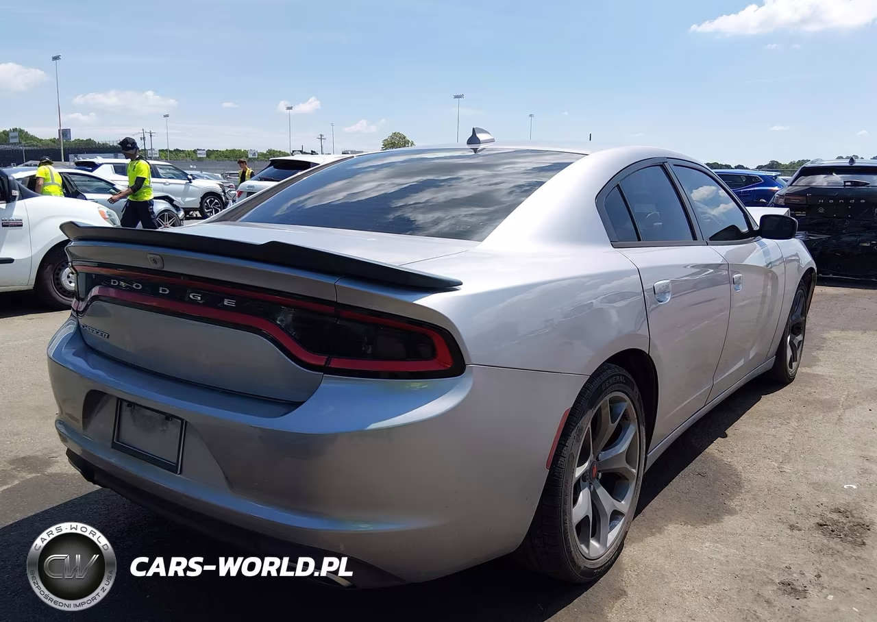 2015 Dodge Charger Sxt VIN:2C3CDXHG6FH863227 - 4