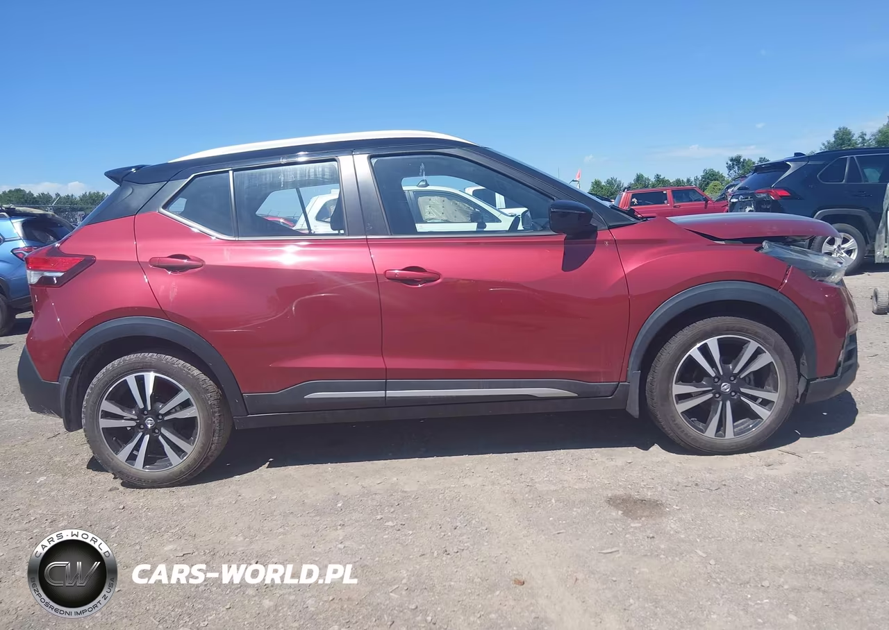 2018 Nissan Kicks Sr VIN:3N1CP5CU1JL543577 - 14