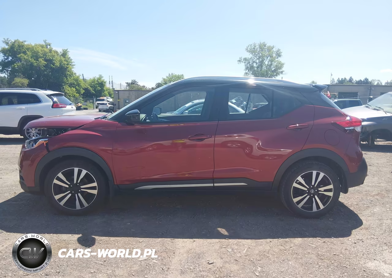 2018 Nissan Kicks Sr VIN:3N1CP5CU1JL543577 - 15