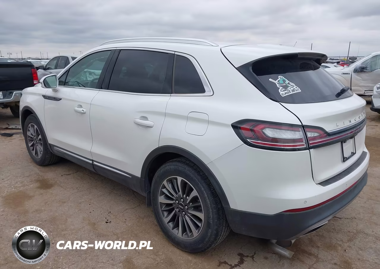 2022 Lincoln Nautilus Standard VIN:2LMPJ6J99NBL26297 - 3