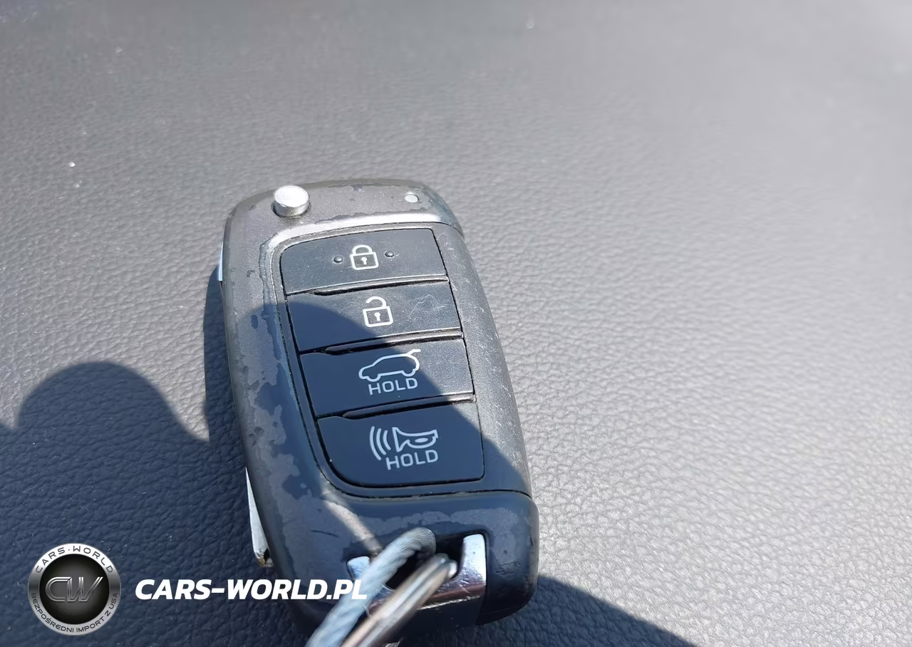 2019 Hyundai Santa Fe Se VIN:5NMS23AD8KH067082 - 11